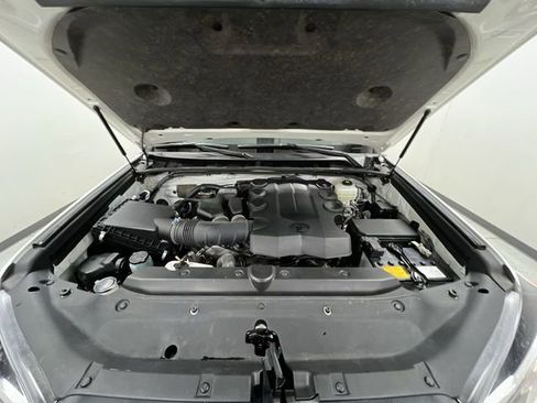 Used 2020 Toyota 4Runner Limited image 30