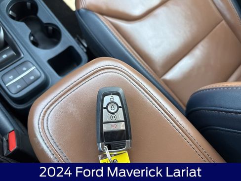 Used 2024 Ford Maverick Lariat AWD/4WD image 27