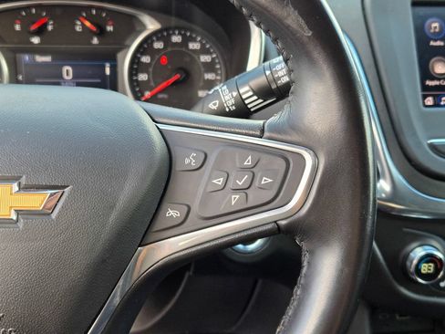 Used 2022 Chevrolet Equinox LT FWD image 39