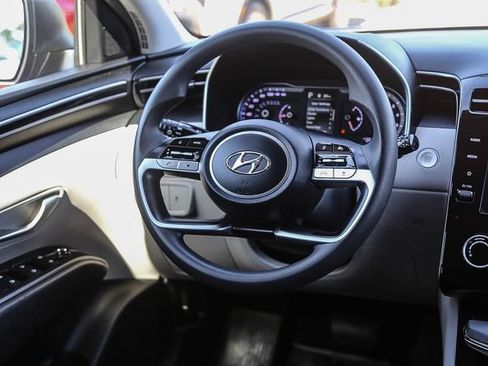 Certified 2023 Hyundai Tucson SEL AWD/4WD image 17