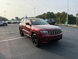 Used 2018 Jeep Grand Cherokee Altitude image 4