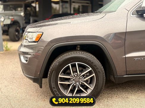 Used 2020 Jeep Grand Cherokee Limited AWD/4WD image 10