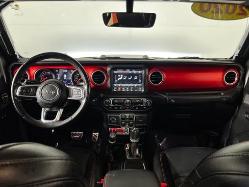 Used 2020 Jeep Gladiator Rubicon AWD/4WD image 25