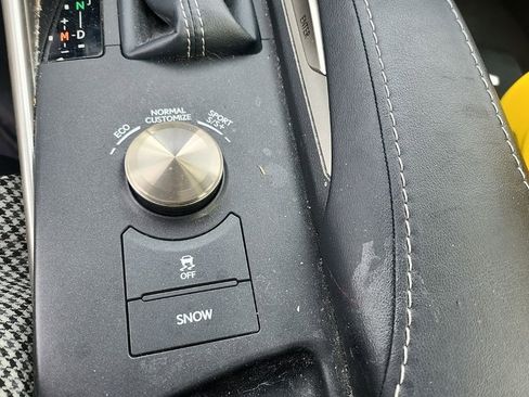 Used 2018 Lexus IS 350 F Sport w/ F Sport Package image 24