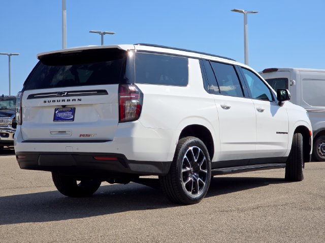Used 2023 Chevrolet Suburban RST w/ Luxury Package AWD/4WD image 30