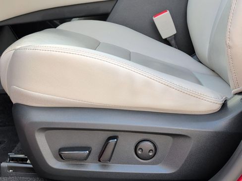Used 2023 Nissan Rogue SL w/ SL Premium Package FWD image 10