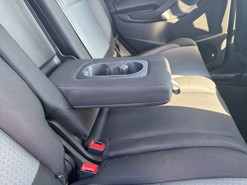 Used 2019 Ford Escape SE image 37