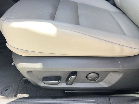 Certified 2023 Nissan Rogue SV w/ SV Premium B Package FWD image 22