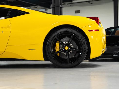 Used 2010 Ferrari 458 Italia Coupe RWD image 84