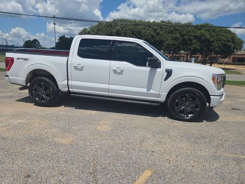Used 2023 Ford F150 XLT w/ Equipment Group 302A High AWD/4WD image 18