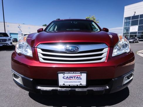 Used 2011 Subaru Outback 2.5i Premium w/ All-Weather Pkg AWD/4WD image 13