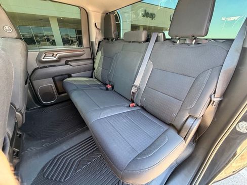 Used 2024 Chevrolet Silverado 2500 LT AWD/4WD image 14