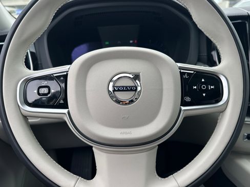 New 2025 Volvo XC60 B5 Ultra w/ Protection Package Premier image 21