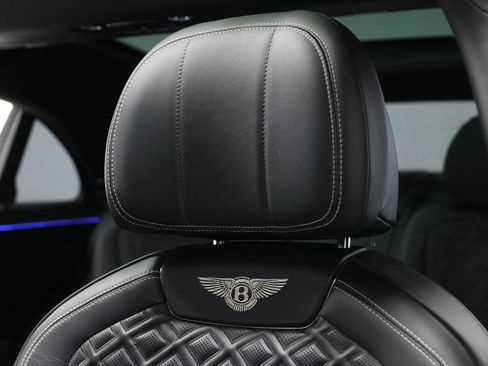 Used 2020 Bentley Flying Spur W12 image 21