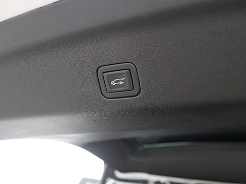 Used 2024 Cadillac Escalade V AWD/4WD image 48