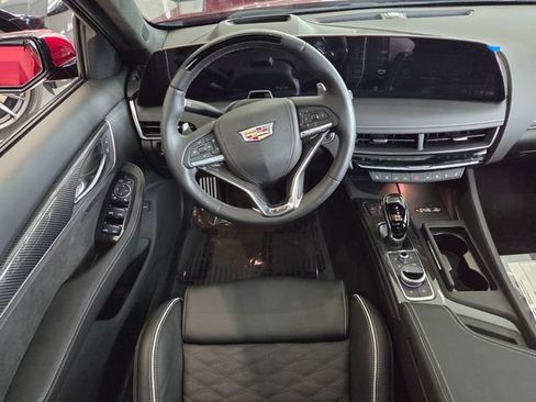 Used 2025 Cadillac CT5 V Blackwing w/ Carbon Fiber 2 Package RWD image 7