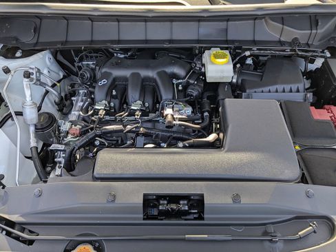 New 2026 Nissan Pathfinder SL AWD/4WD image 12