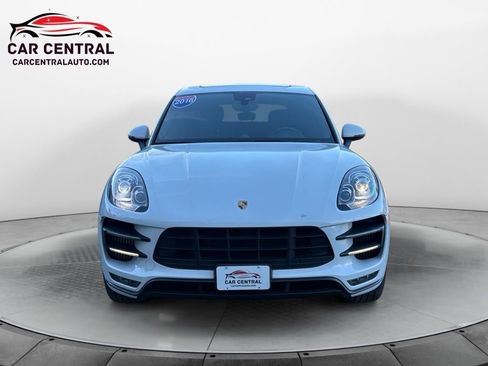 Used 2016 Porsche Macan Turbo image 8