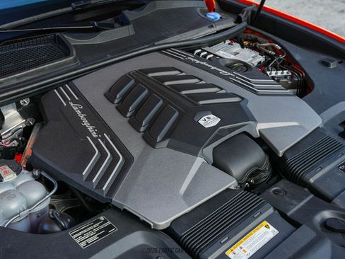 Used 2022 Lamborghini Urus image 19