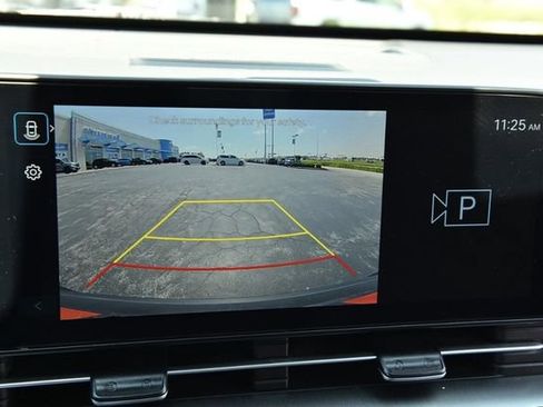 Used 2024 Hyundai Kona SEL FWD image 12
