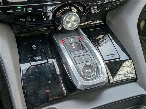 Certified 2025 Acura MDX FWD w/ Technology Package image 11