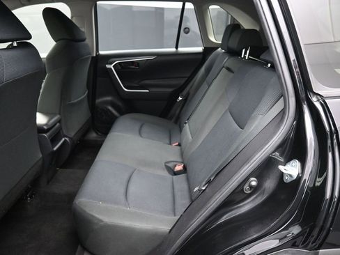 Used 2019 Toyota RAV4 LE w/ All Weather Liner Package AWD/4WD image 20