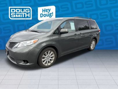 Used 2014 Toyota Sienna LE
