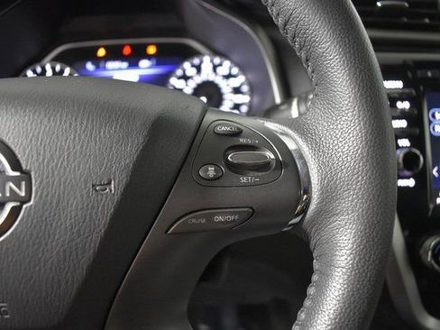 Certified 2024 Nissan Murano SV image 17