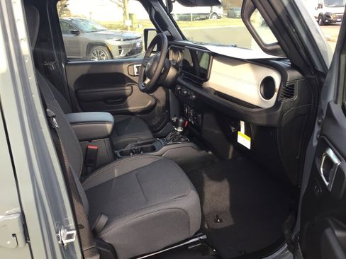 New 2026 Jeep Wrangler Unlimited Sport image 9