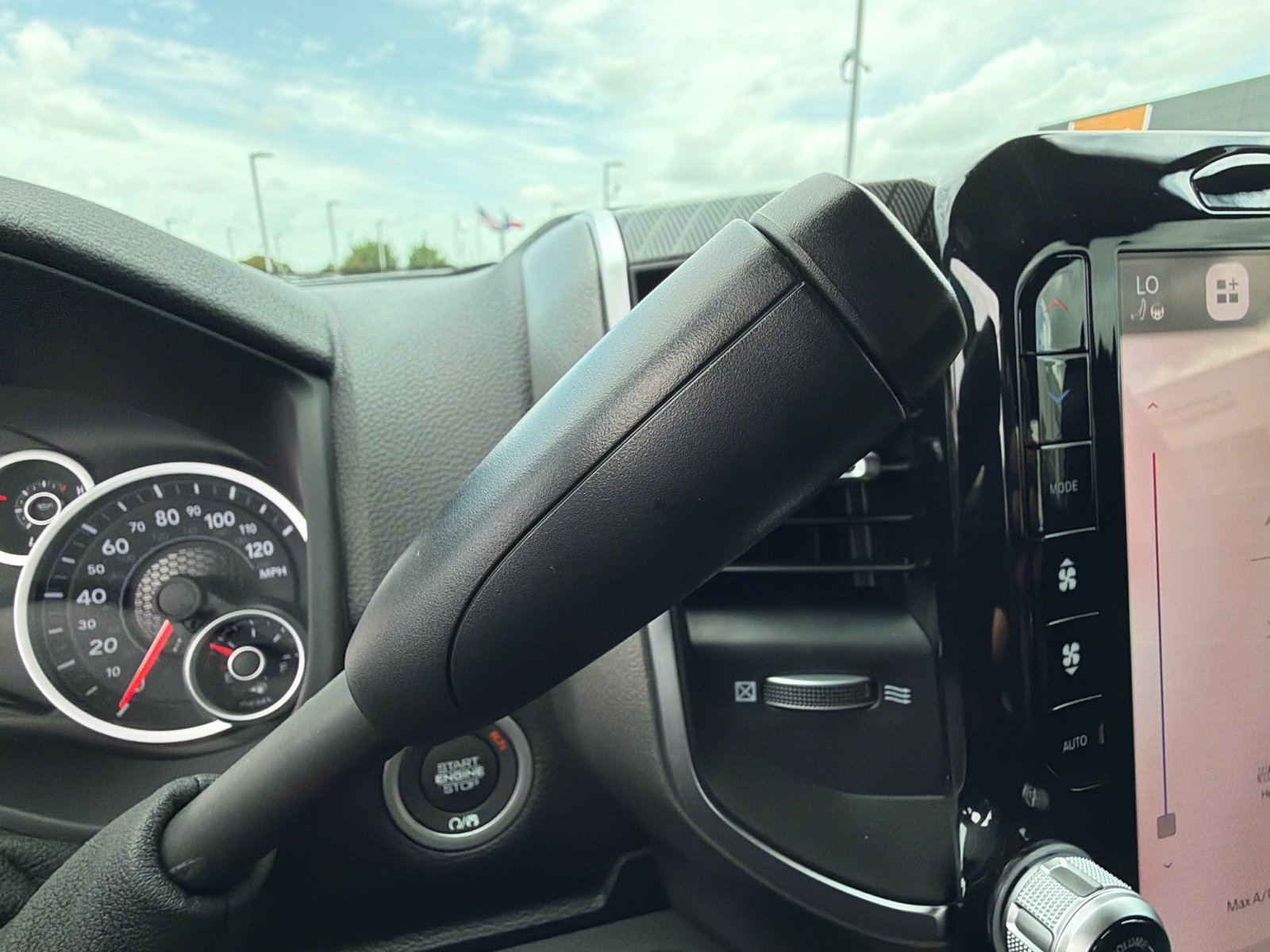 New 2026 RAM 2500 Lone Star AWD/4WD image 25
