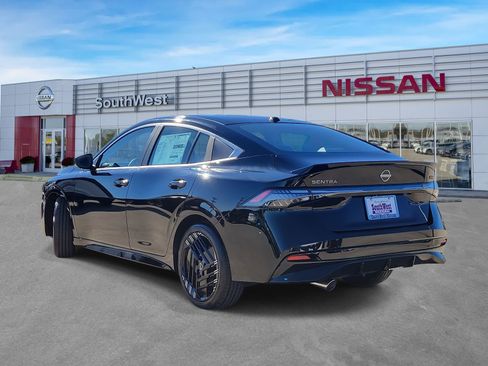 New 2026 Nissan Sentra SR w/ Floor Mat Package image 8