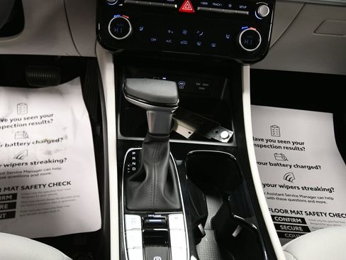 Used 2026 Hyundai Tucson SEL image 17