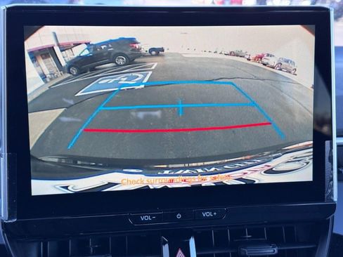 Certified 2025 Toyota Corolla SE w/ SE Premium Package image 21