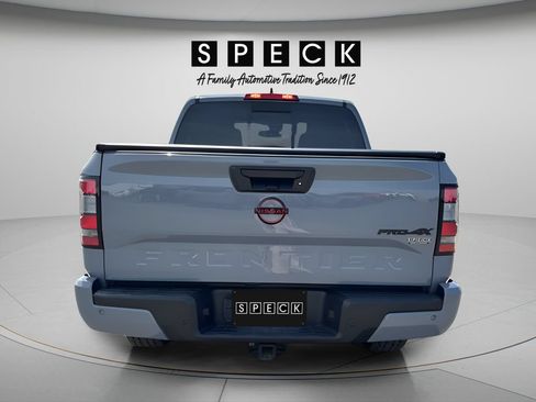 Used 2023 Nissan Frontier PRO-4X w/ Technology Package AWD/4WD image 8