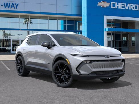 New 2026 Chevrolet Equinox EV LT w/ LPO, Blackout Package image 7