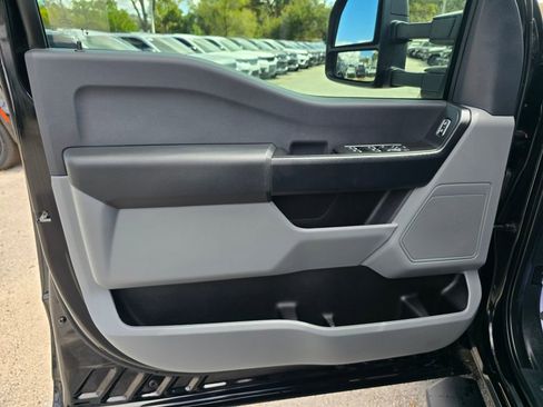 Used 2025 Ford F350 XL w/ XL Driver Assist Package image 16