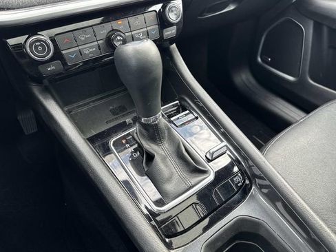 Used 2023 Jeep Compass Latitude w/ Sun and Sound Group image 26