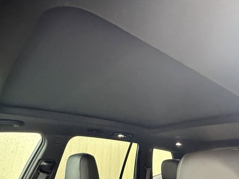 Certified 2024 Cadillac XT6 Sport w/ LPO, Onyx Lite Package image 4