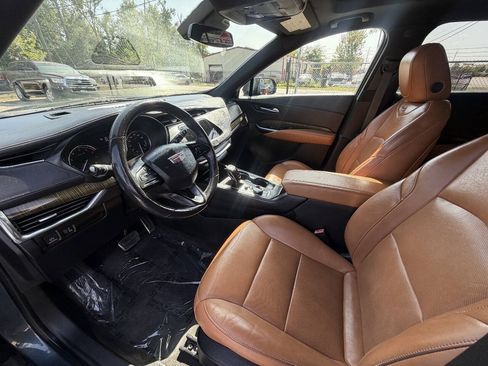 Used 2019 Cadillac XT4 Sport FWD image 24