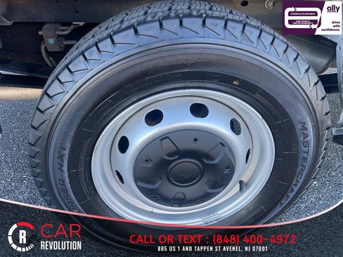Used 2023 Ford Transit 250 Medium Roof w/ Load Area Protection Package RWD image 45