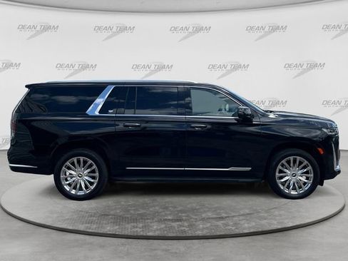 Used 2024 Cadillac Escalade ESV Premium Luxury w/ LPO, Floor Liner Package AWD/4WD image 9