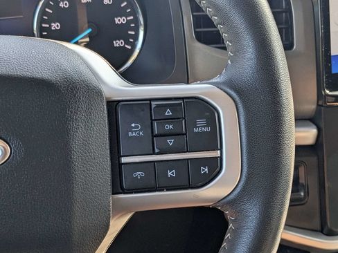 Used 2024 Ford Expedition XLT AWD/4WD image 23