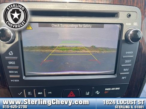Used 2017 Chevrolet Traverse Premier image 29