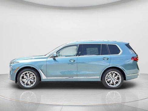 New 2027 BMW X7 xDrive40i AWD/4WD image 8