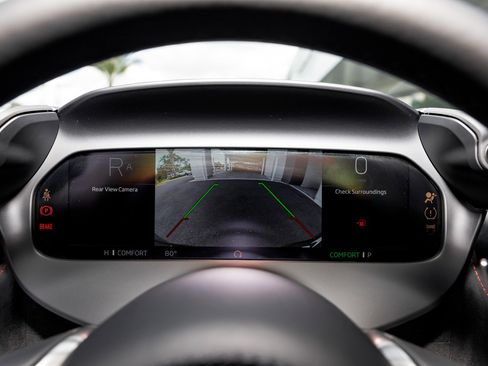 New 2026 McLaren 750S RWD image 27