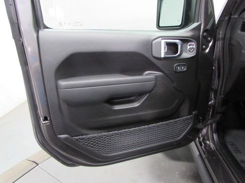 New 2026 Jeep Gladiator Mojave AWD/4WD image 12