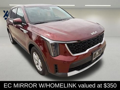 Used 2024 Kia Sorento LX FWD image 5