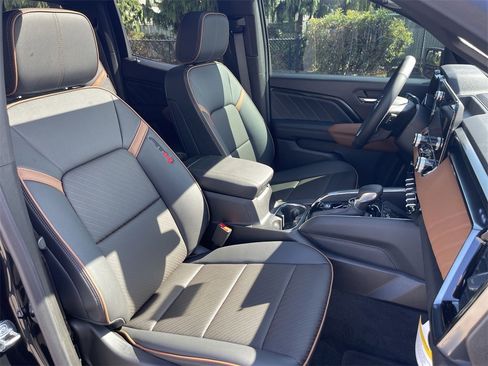 New 2026 GMC Canyon AT4 w/ Technology Plus Package image 29