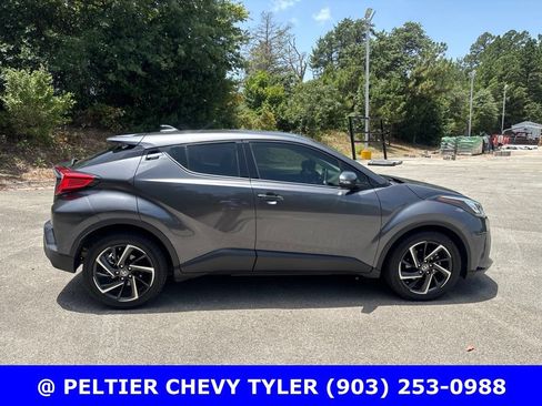 Used 2020 Toyota C-HR Limited FWD image 8