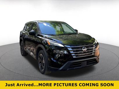 Used 2025 Nissan Rogue SV